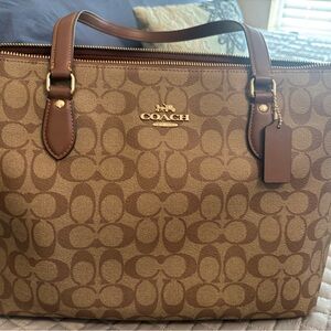 Coach Brown Signature Tote Bag NEW WITH TAGS